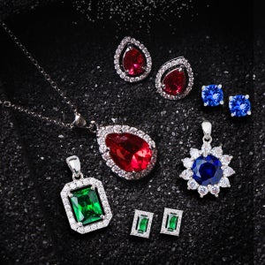 마담 17캐럿 10종 컬렉션 루비 사파이어 에메랄드 진주 목걸이 귀걸이 세트