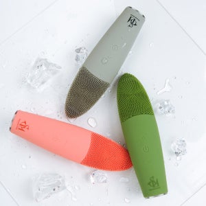 솔루미에스테 리얼 스파 클렌저 모공 각질 노폐물 제거 클렌징 방수 온열 마사지