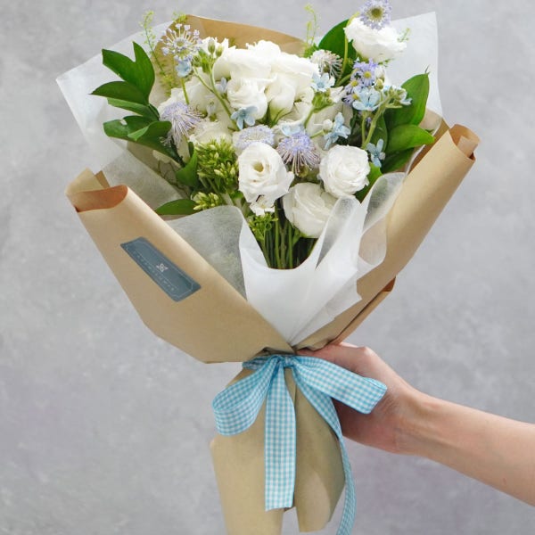 URBAN FLOWER 졸업식 꽃다발 축하 생일 기념일 승진 생화 꽃선물 꽃배달 생화택배