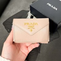 프라다 뉴 비텔로 무브 미니 엔벨롭 지갑 (1MH021-2B6P) / PRADA NEW VITELLO MOVE MINI ENVELOPE WALLET