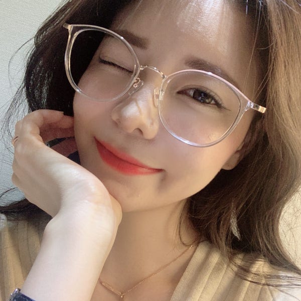 투명뿔테안경 빅사이즈 남자 여자 얼굴형에맞는 가벼운 UV 블루라이트 차단 변색 안경테