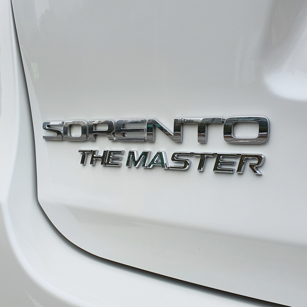 쏘렌토 더마스터 엠블럼 레터링 스티커 차량용품
