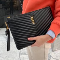 생로랑 YSL 모노그램 마틀라세 클러치 뉴미듐 559193