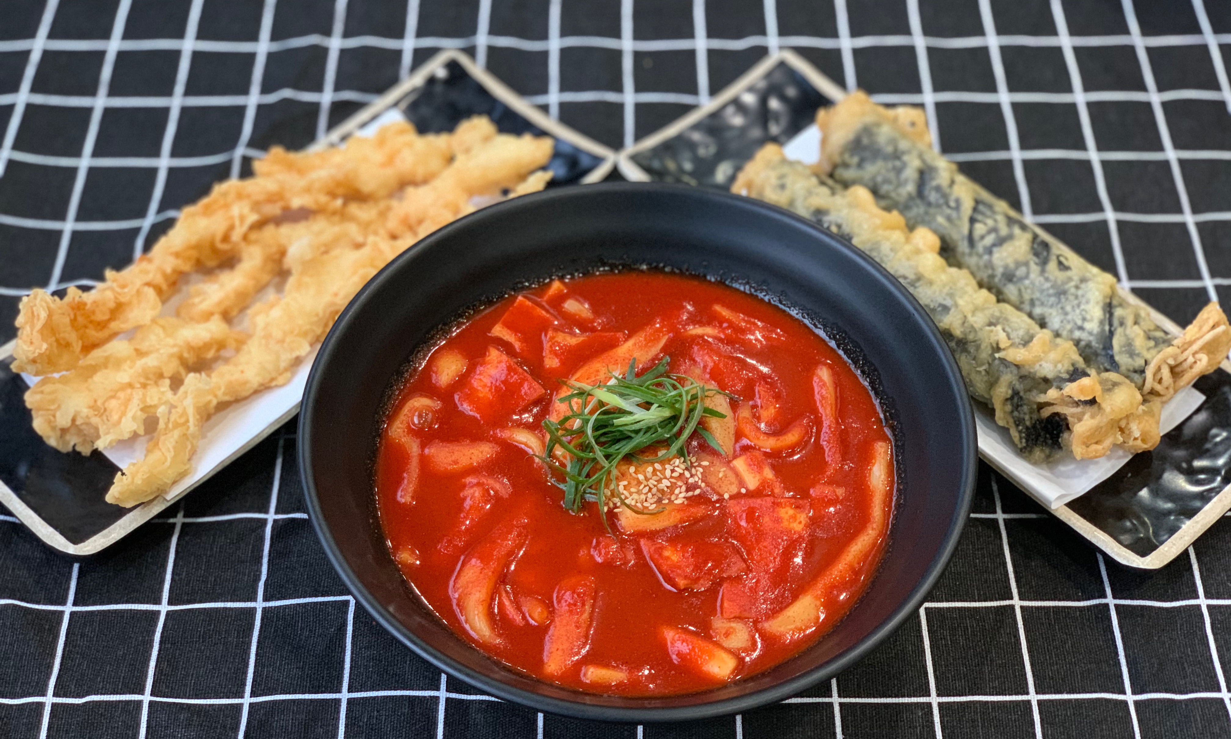 케이콜라보떡볶이 이미지