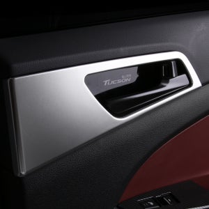 투싼 페이스리프트 튜닝 도어 내부프레임 실버