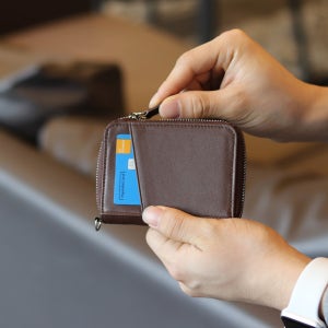 에가든 시티 지퍼 월렛 명함 열쇠 동전 가죽 반지갑