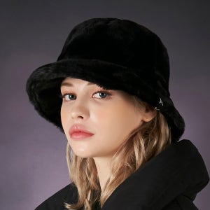 퍼 로고 포인트 버킷햇 (3 color)