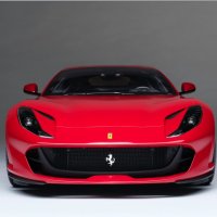 Ferrari 812 Superfast at 1:8 페라리 812 슈퍼패스트 아말감 콜렉션