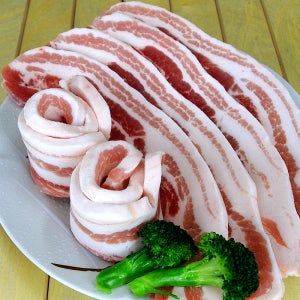 으뜸한돈 냉장 구이용 삼겹살 500g 목살 오겹살 갈비 등갈비 안심 사태 갈매기 전지 후지