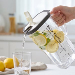 베이직 T 물병 대 2L 냉장고 가정용 국산물병 물통 BOTTLE
