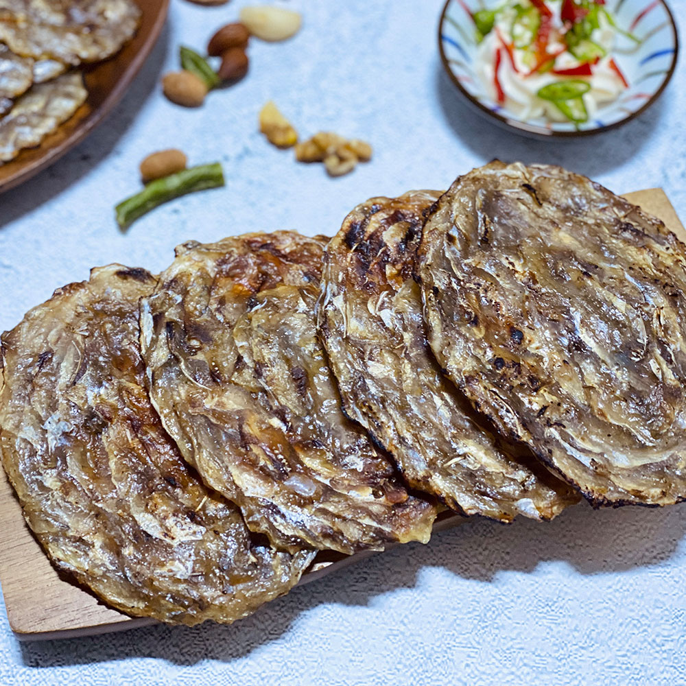 Thick Old-fashioned Dried Filefish, Approx. 250g (6 Sheets)