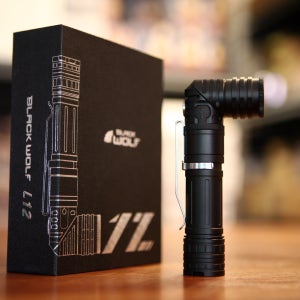 L12 블랙울프 CREE XM-L2 LED 1100루멘 MAX 후레쉬 캠핑랜턴 손전등 자체충전
