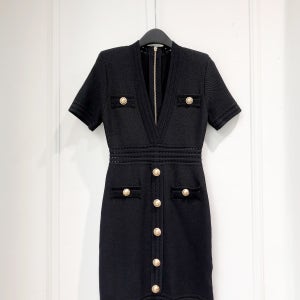 니트 골드버튼 블랙 드레스 원피스 Short knit dress with gold buttons