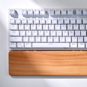 우리나라 느티나무 키보드 팜레스트 천연오일 통원목 텐키리스 손목받침대