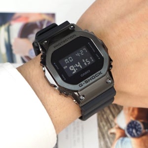 지샥 오리진 메탈 GM-5600UB-1DR 방수 전자시계