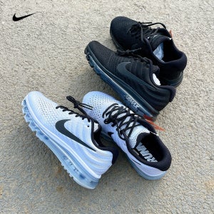 매장판 나이키 에어 맥스 2017 트리플블랙 올블랙 검정 화이트 쿠션 런닝화