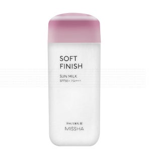 미샤 올 어라운드 세이프 블록 소프트피니쉬 선 밀크 70ml (SPF50+)