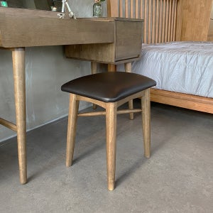 루치아 고무나무 원목 화장대의자 스툴