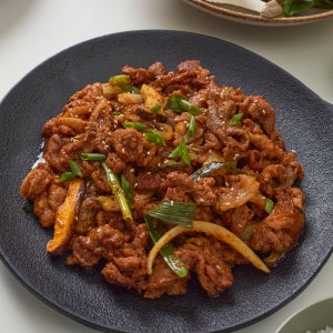 양념오리불고기 4인분(650g x 2팩),간장주물럭 4인분(550g x2팩)야채쌈채소포함