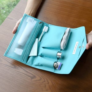 Holiday Clean Clutch 여행용 세면파우치 세면도구 화장품파우치
