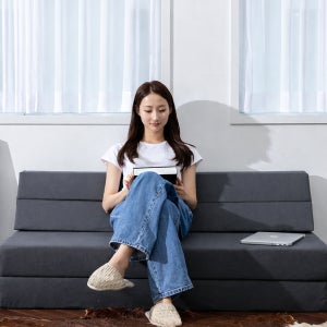 나가다 4단 접이식 소파베드 1인용 원룸 가구 소파침대 겸용 매트리스 싱글매트 클랙식 차콜