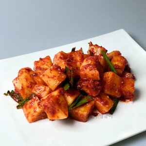올드셰프 풍미 깊은 수제 깍두기 석박지 1kg
