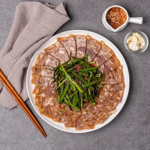 장충동왕족발 편육 410g 쫄깃한 국내산 돼지로 만든 간편안주 간식 혼술 (새우젓소스포함)