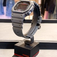 [G-SHOCK[ DW-5610SU-8DR 유틸리티 컬러 그레이 디지털 시계