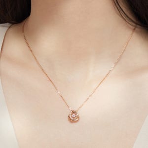 18K 목걸이 트윙클모나크루스 1부 다이아 30 40대 여자 기념일선물 금목걸이