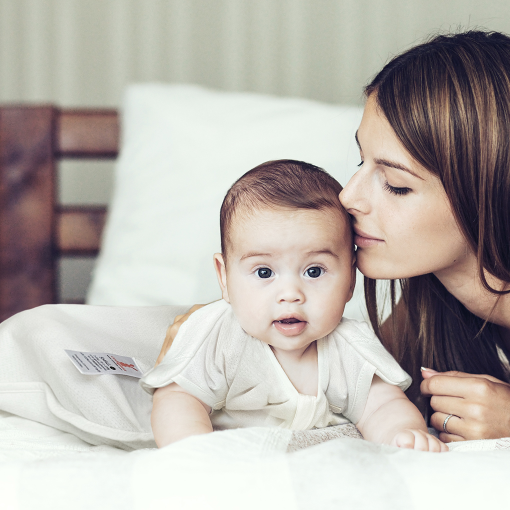 코니와 오가닉 메쉬속싸개 크림메쉬(오가닉)S 신생아 스와들 업다운지퍼 속싸개