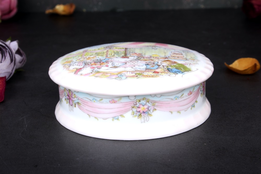 영국 앤틱 로얄덜튼 Royal Doulton 브램블리 헷지 Brambly Hedge 트링켓