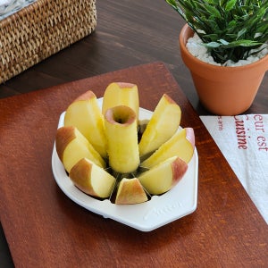사과 커터기 과일 자르기 칼 애플 절단기