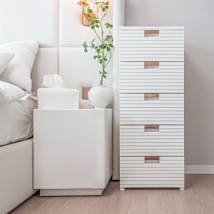 아임홈리빙 LINE 클래식 5단 화이트 플라스틱 서랍장