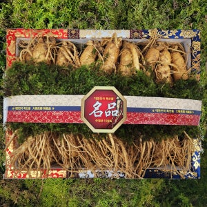 금산인삼 수삼 선물용 (한지11호) 원수삼특대 2.25kg 21~24뿌리