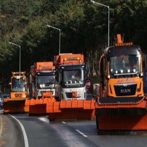 제설차량관리용 GPS위치추적기 제설관리용 SKT위치추적장치시스템 관공서용 제설차량위치추적기
