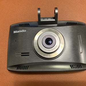 만도 블랙박스 GV200 수리 본체