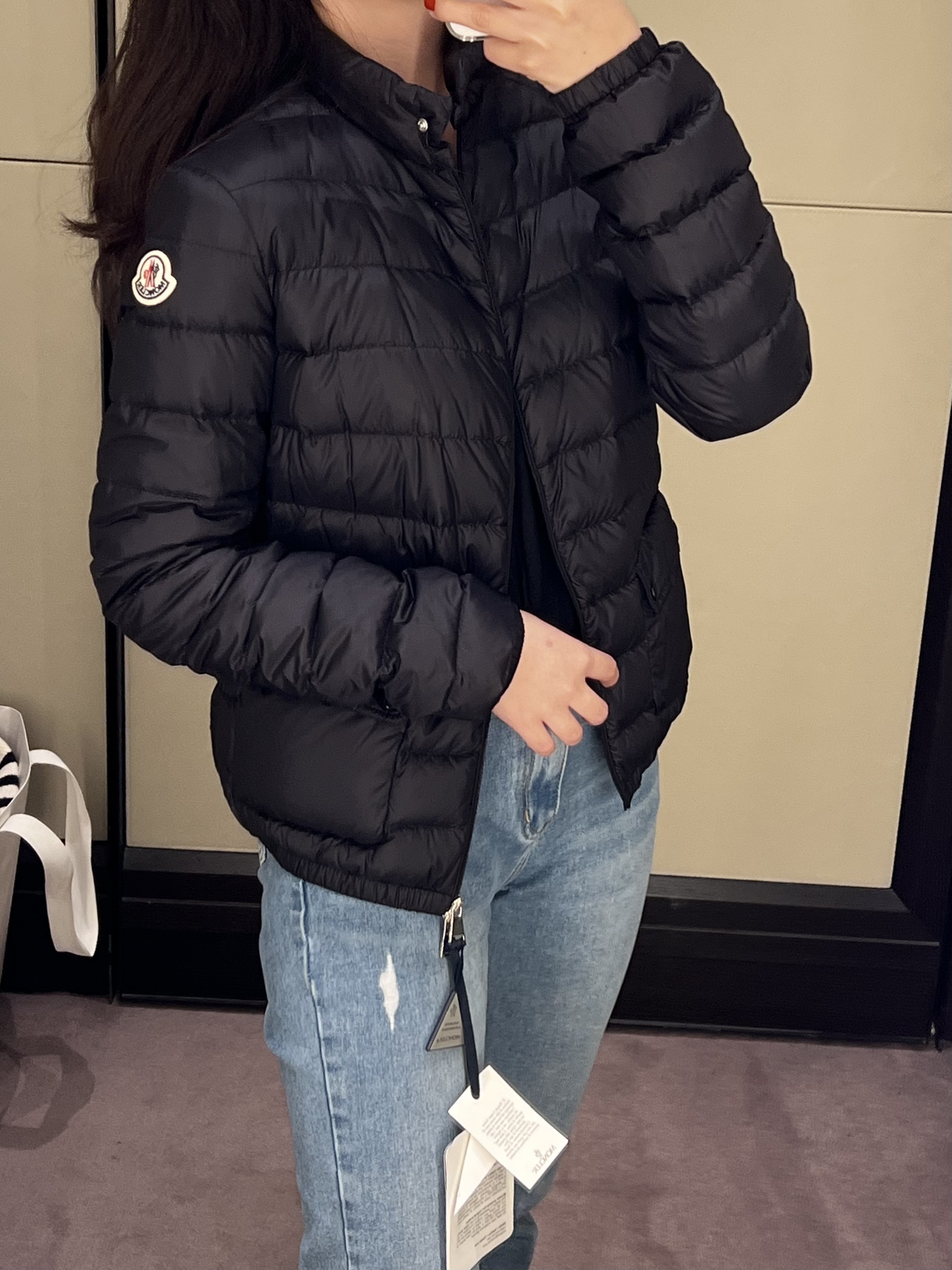 몽클레어 아보체 여성 숏 패딩 다운 자켓 3색상 Moncler Avoce