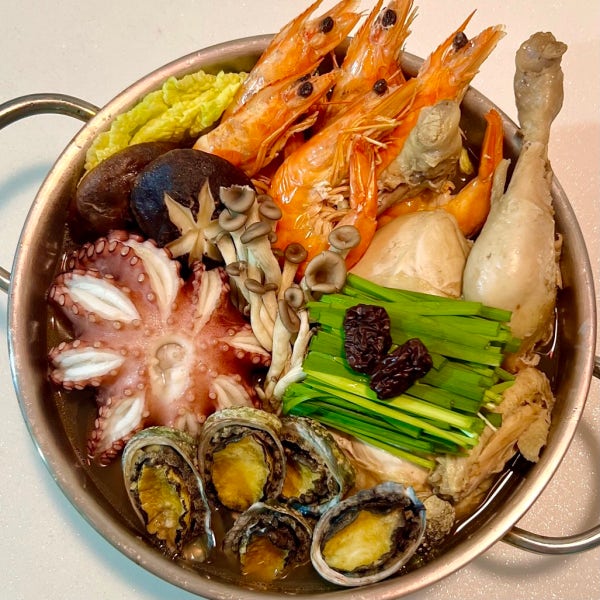 바로 끓여먹는 해신탕 밀키트 (닭+문어+전복+왕새우+약재)