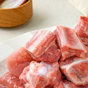 [부부한돈] 한돈 국내산 돼지고기 갈비 찜용 냉장 1kg