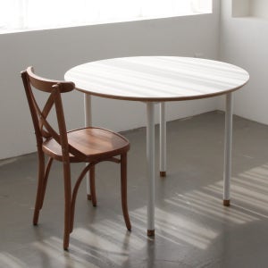 카렌 스페인산 세라믹 원형 모던 식탁