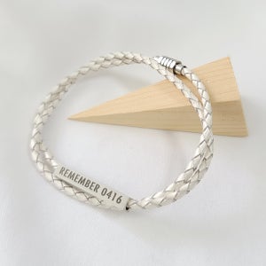 이니셜 2줄 가죽 팔찌 써지컬스틸 7색상