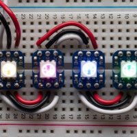 [A1312] Adafruit Breadboard-friendly RGB Smart NeoPixel - Pack of 4