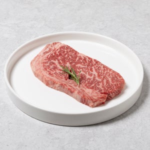 국내산 투뿔 한우 꽃등심 등심 스테이크 새우살 맛있는 소고기