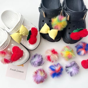 크록스 지비츠 하트 리본 폼폼이 뽀글이 먼지 겨울 클로그 호환파츠 신발악세사리