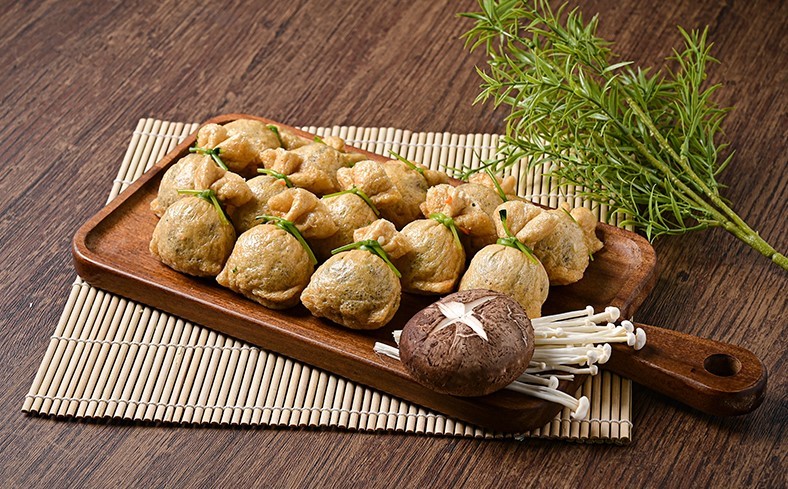 Busan Daewon Eomuk Kkangtong Market Restaurant Yubujumeoni Japchae (Fried Tofu Pouch with Japchae) 12pcs (500g) - Extreme Job
