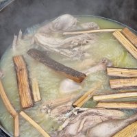 직접길러 더 맛있는 토종닭 옻 백숙 - (주문 후 조리) 가마솥산장가든