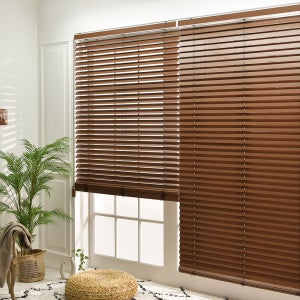 1+1 라운드 우드블라인드 오동나무 원목 거실 베란다 창문 사무실 암막 65x120 2개