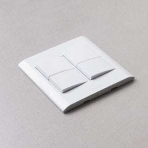 전등스위치 4구 전기스위치 스위치교체 70S 화이트