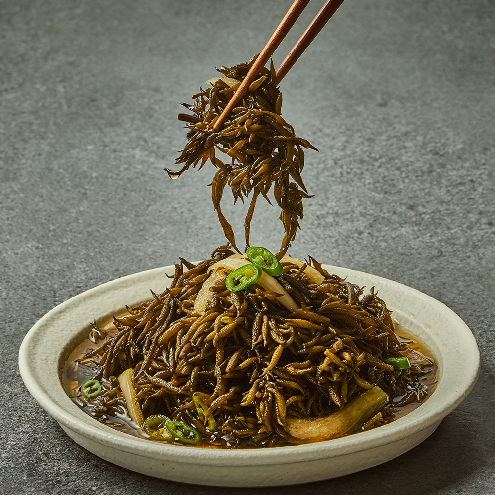 Yeosu Narae Foods Southern Coast Tot-jangajji (Hijiki Seaweed Pickle), Domestic