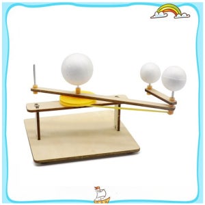 나무 태양과 지구와 달의 운동모형 만들기